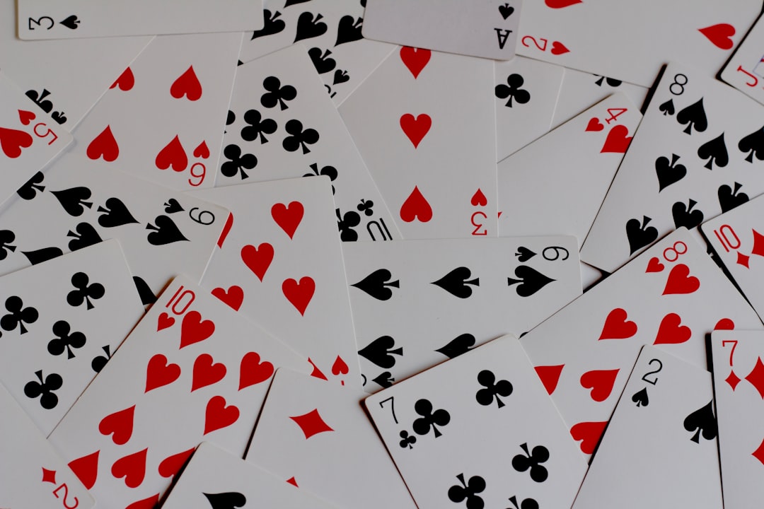 炸金花和朋友一起玩的软件比分的-先做只读探测，不覆盖任何原文件